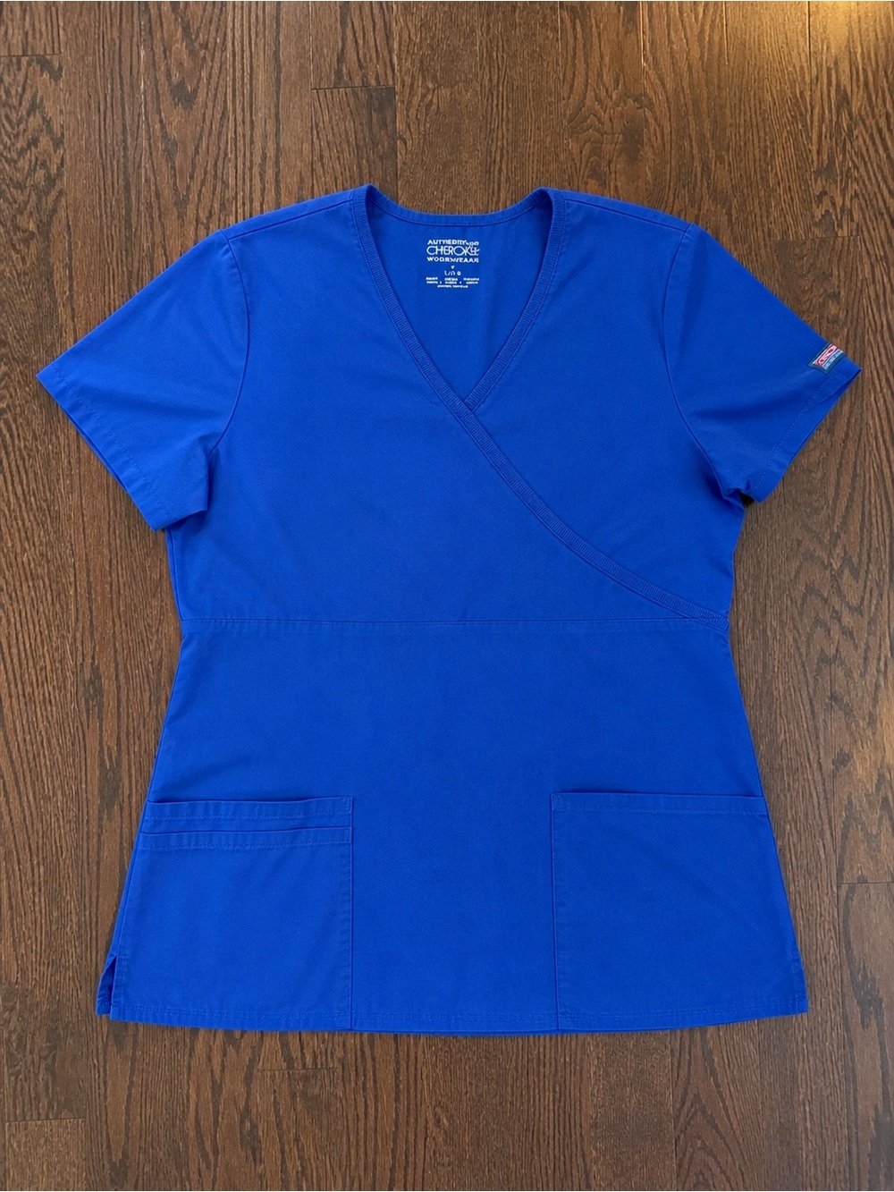 Cherokee Workwear Women’s Blue Scrub Top Size L/G